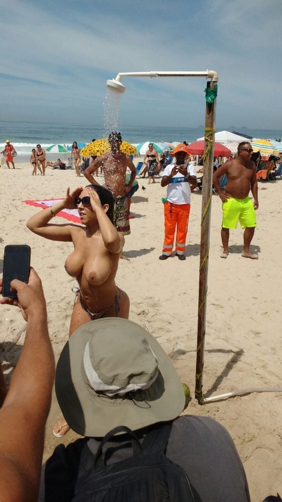 Vazou No Whatsapp Fotos Amadoras De Mulher Melão Hoje Em Copacabana Rj Videos Porno Carioca