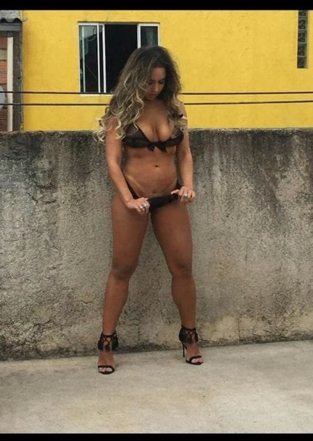 Mulher Melão Faz Ensaio Fotográfico Para A Revista Sexy