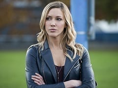 katie cassidy atriz gostosa da série arrow e supernatural tirou fotos