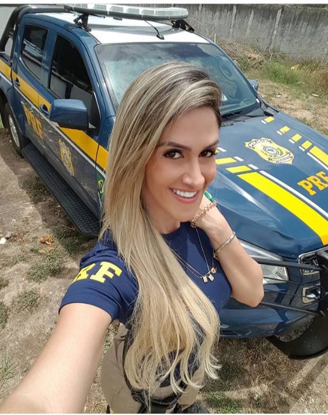 Policial Federal Mari De Rio Das Ostra RJ – Caiu Na Net